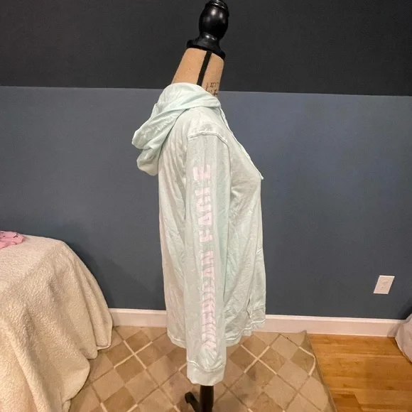 EUC American Eagle light hoodie/pullover - Picture 4 of 5